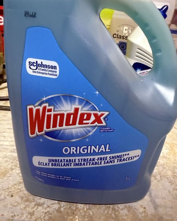 Windex Original Glass Cleaner bottle